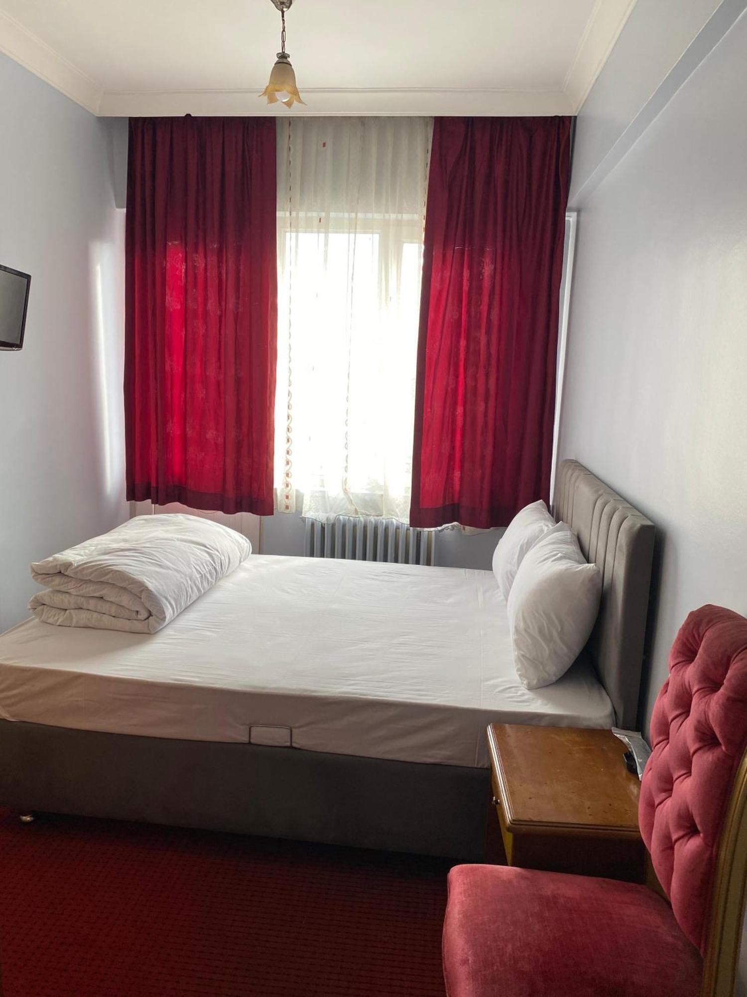 Oez Altinbasak Otel Ankara Exterior photo